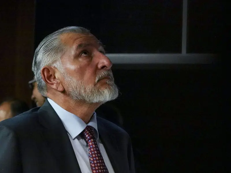 Adán Augusto reaparece y se pone a disposición de autoridades