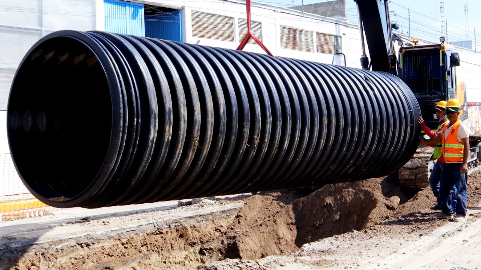 León invierte más de 7 mil millones en agua