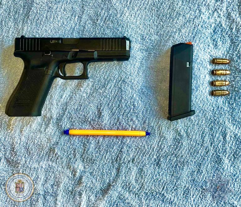 José detenido en León por posesión de arma