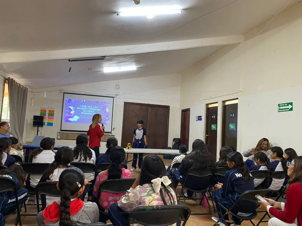 Gobierno de Silao fomenta vocaciones científicas en niñas